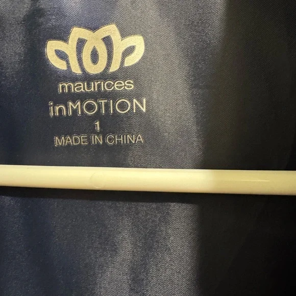 Maurices Navy and White Striped Quilted Vest - Picture 4 of 4